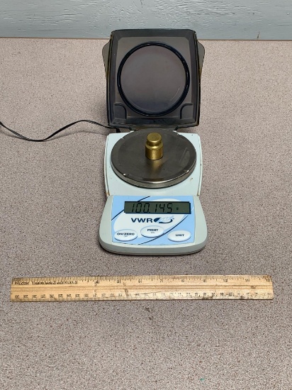 VWR SLW303-US Portable 300g Max Digital Scale / Balance