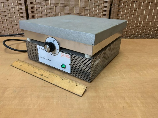 Barnstead / Thermolyne HPA2235M Type 2200 Aluminum Top Hot Plate