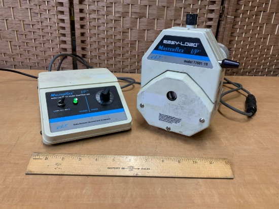 Cole Parmer / MasterFlex I/P 77601-10 Easy Load Peristaltic Pump w/ Controller