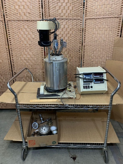 Parr Chemical Pressure Reactor w/ 4842 Reactor Controller