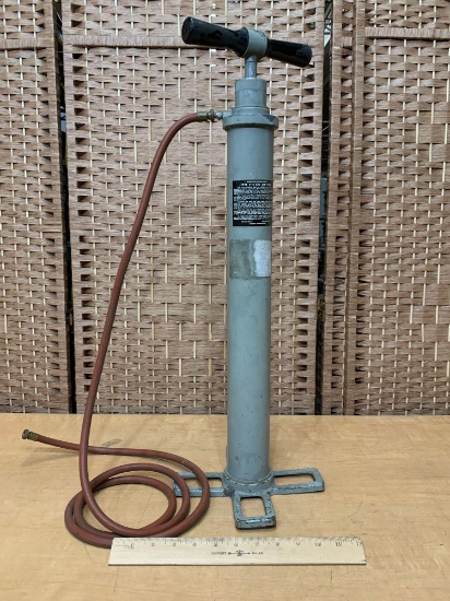 Vintage Andrew Type 878A Dry Air Pump