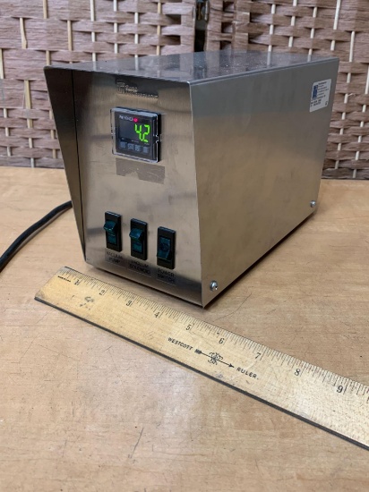 Terra Universal 1685-99 Low Vacuum Control Module w/ Keyence AP-C30K Pressure Sensor