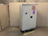 VWR Scientific 82006-892 45GAL Flammable Liquid Storage Cabinet 43 x 18 x 67