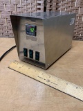 Terra Universal 1685-99 Low Vacuum Control Module w/ Keyence AP-C30K Pressure Sensor