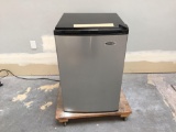 Franklin Chef FC501 Stainless Steel Mini Refrigerator 5.0cu ft