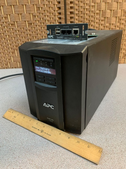 APC Smart-UPS 1000 / SMT1000 Backup UPS