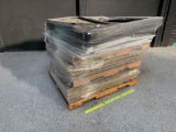 Vertical Wire Display Rack Shelves & Plastic Pans