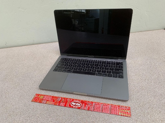 Apple A1708 13.3in MackBoork Pro NO SSD Laptop Computer REPAIR