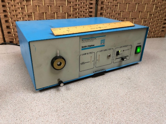 Smith & Nephew Vistavision Fiberoptic Illuminator 23091