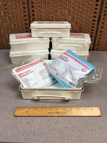 Hart Health Bloodborne Pathogen Infection/Control Clean Up First Aid Kit - 6pcs