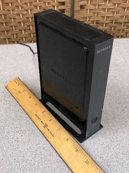 Netgear WNR2000 v3 N300 Wireless Router