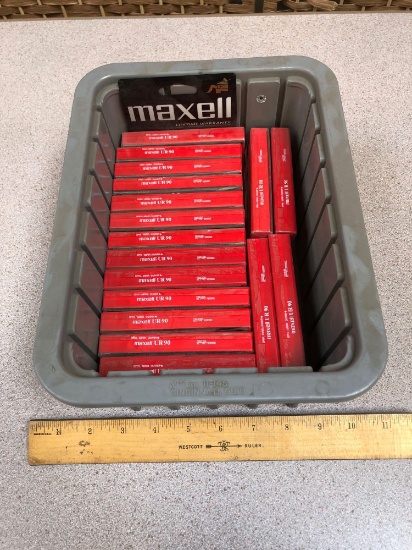 Maxell UR90 UR-90 Normal Bias IEC Type I Audio Cassette Tapes - 16pcs NEW