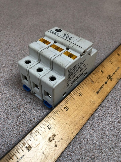 Allen Bradley 1492-FB3C30-L Din Rail 3 Pole Fuse Holder
