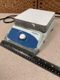 VWR Scientific 12365-380 Magnetic Stirrer