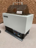 Fisher Scientific Isotemp Water Bath