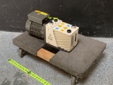 Varian DS-602 Rotary Vane Vacuum Pump