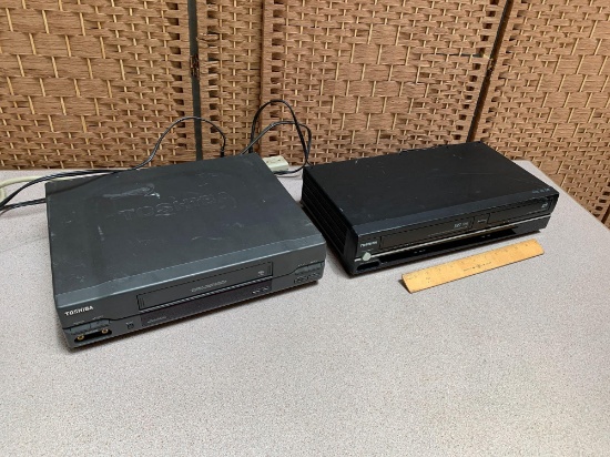 Toshiba SD-V296-K-TU DVD/VCR Combo & M-462 VHS VCR - 2pcs