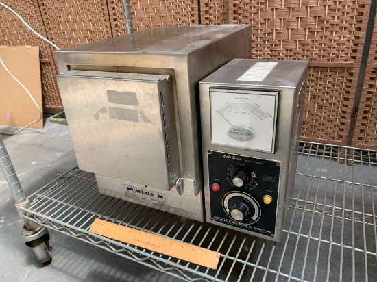 Blue M M25A-1A Muffle Furnace