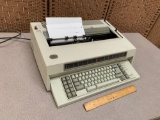 IBM Wheelwriter 6 Series II Electric Typewriter 6784