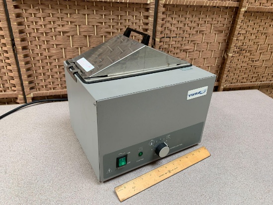 VWR Scientific 1211 Lab Water Bath
