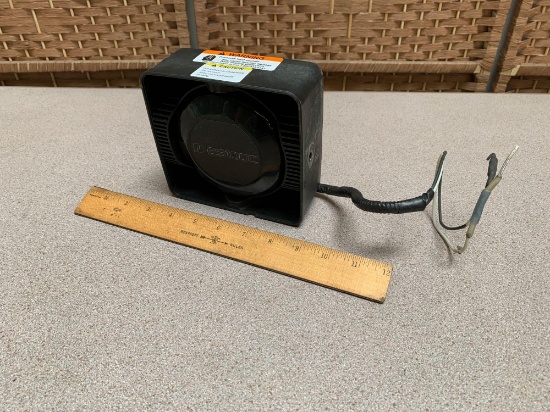 Federal Signal ES100C DynaMax 100W Siren / Speaker