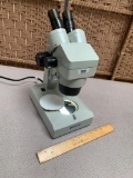 VWR Stereo Zoom Microscope