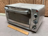 Oster TSSTTVCG03 1500W Electric Toaster Oven