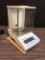 Ohaus / VWR Scientific ALW204 200grams Precision Balance Scale