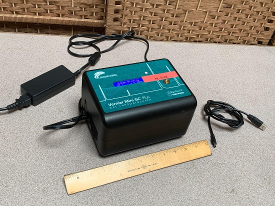 Vernier Mini GC Plus Gas Chromatograph GC-MINI