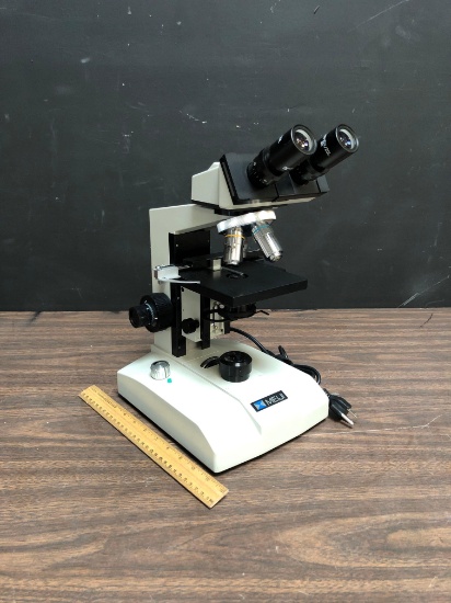 Meiji Techno ML2300 Brightfield Biological Laboratory Series Microscope - 3 objectives