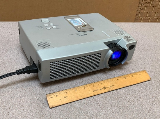 Hitachi CP-X380 3LCD 2000 Lumens Video LCD Projector