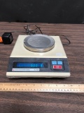 Denver Instrument XL-1800 Scientific Scale 1800g