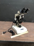 Meiji Techno ML2200 Brightfield Biological Laboratory Series Microscope - 3 objectives
