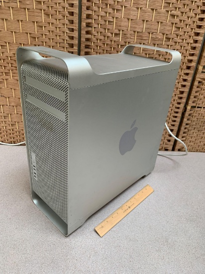 Apple A1186 Mac Pro Desktop Tower Computer 8 Core Intel Xeon 2.8GHz 4GB 1TB Wifi BT