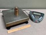 Ohaus CD-33 Bechtop Electronic Digital Scale