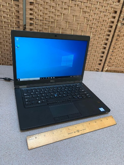 Dell Latitude 5490 14in LCD Intel i7-8650 1.9GHz 8GB 256GB SSD Wifi BT Win 10 Laptop