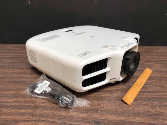 Epson PowerLite Pro G6450WU 4500 lumens HDMI LCD Video Projector