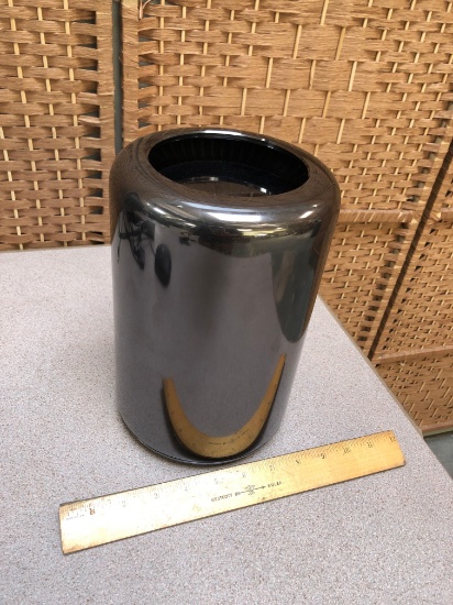 Apple Mac Pro6,1 A1481 Intel Xeon E5 3.7GHz 12GB 251GB Big Sur workstation computer