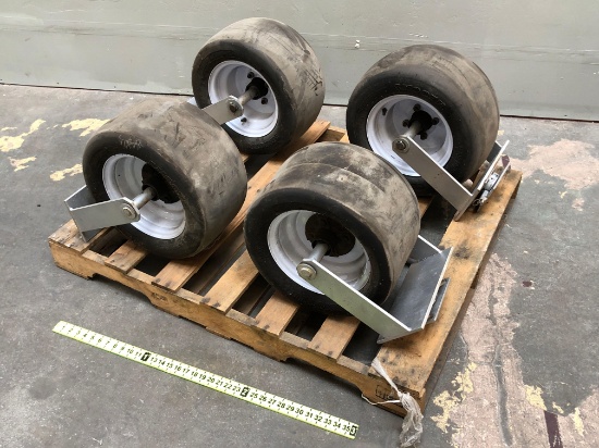 CarLisle Smooth Tires 18x10.50-10 with Mounting Brackets - 4pcs