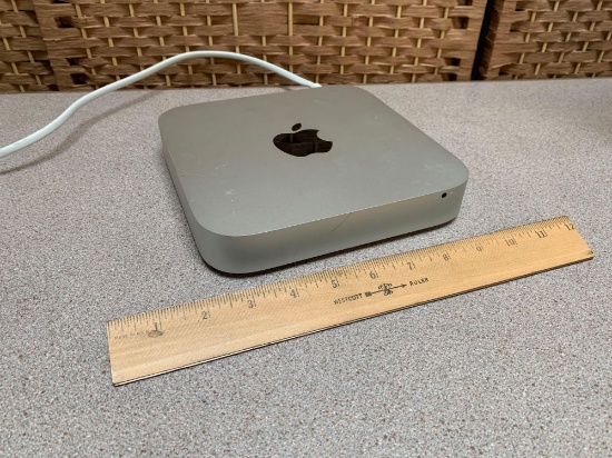 Apple Macmini Desktop Computer 2.6GHz Dual Core Intel i5 8GB 1TB Wifi / BT Monterey