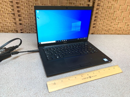 Dell Latitude 7390 13.3in LCD Laptop Intel i7-8650U 1.9GHz 8GB 256GB SSD Wifi / BT Win 10 Pro