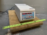 Beckman Coulter Microfuge R Tabletop Refrigerated Centrifuge