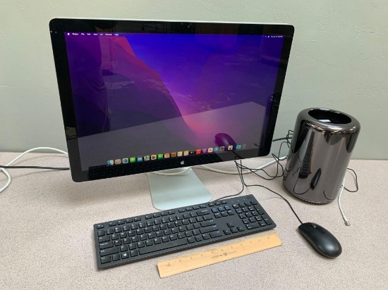 Apple Macpro6,1 w/ 24" Cinema Display 3.5GHz 6 Core Xeon E5 16GB 251GB AMD FirePro 3GB Monterey