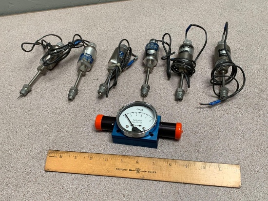 7pcs - Pressure Sensors & Orange Flow Meter