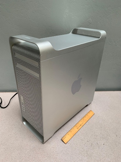 Apple MacPro5,1 8 Core Workstation 2x2.4GHz Quad Intel Xeon 6GB 1TB El Capitan 10.11.6