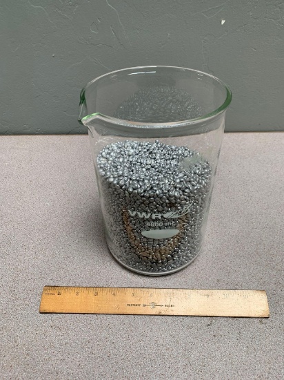 VWR Scientific 4000ml Beaker with Thermal Beads