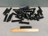 30pcs - Bussman / Eaton 4529 HVB HVT High Voltage Fuse Holders
