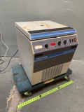 Beckman GS-6KR Refrigerated Centrifuge