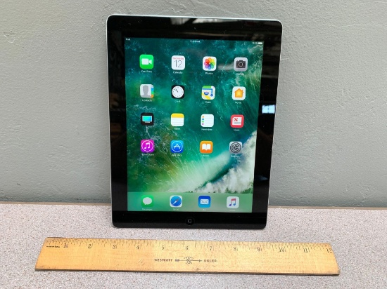 Apple iPad MD511LL/A A1458 9.7" Wifi iPad Tablet 32GB