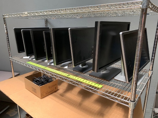 8pcs - Dell 22" & 19" LCD Monitors